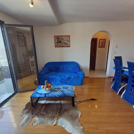 Iva Apartman Pula Ngoại thất bức ảnh