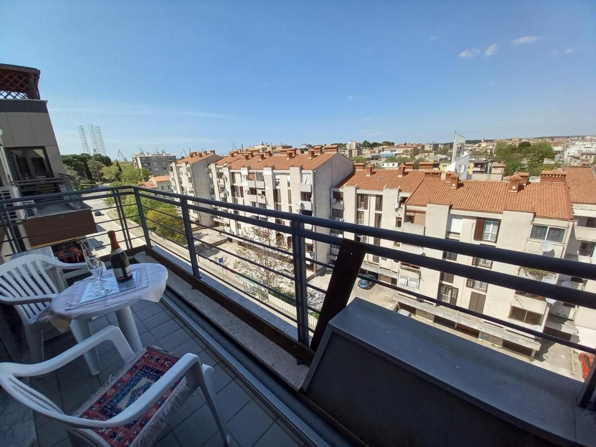 Iva Apartman Pula Ngoại thất bức ảnh