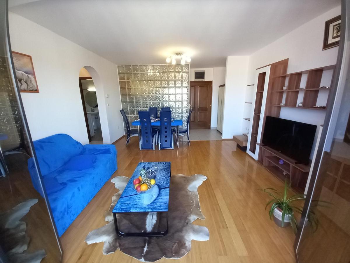 Iva Apartman Pula Ngoại thất bức ảnh
