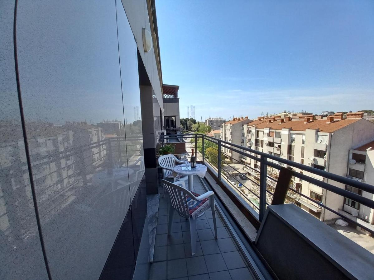 Iva Apartman Pula Ngoại thất bức ảnh