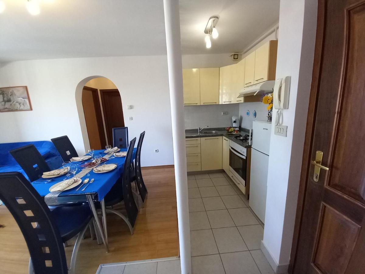 Iva Apartman Pula Ngoại thất bức ảnh