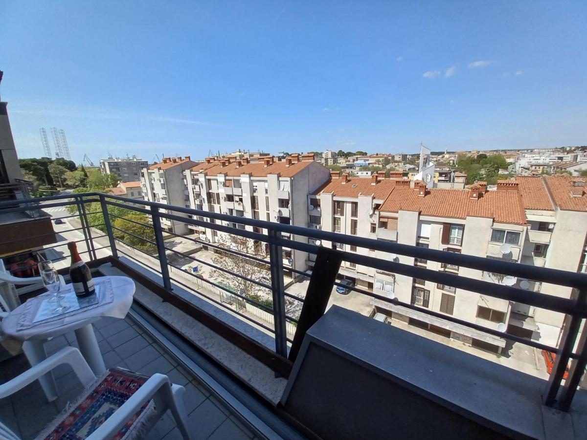Iva Apartman Pula Ngoại thất bức ảnh
